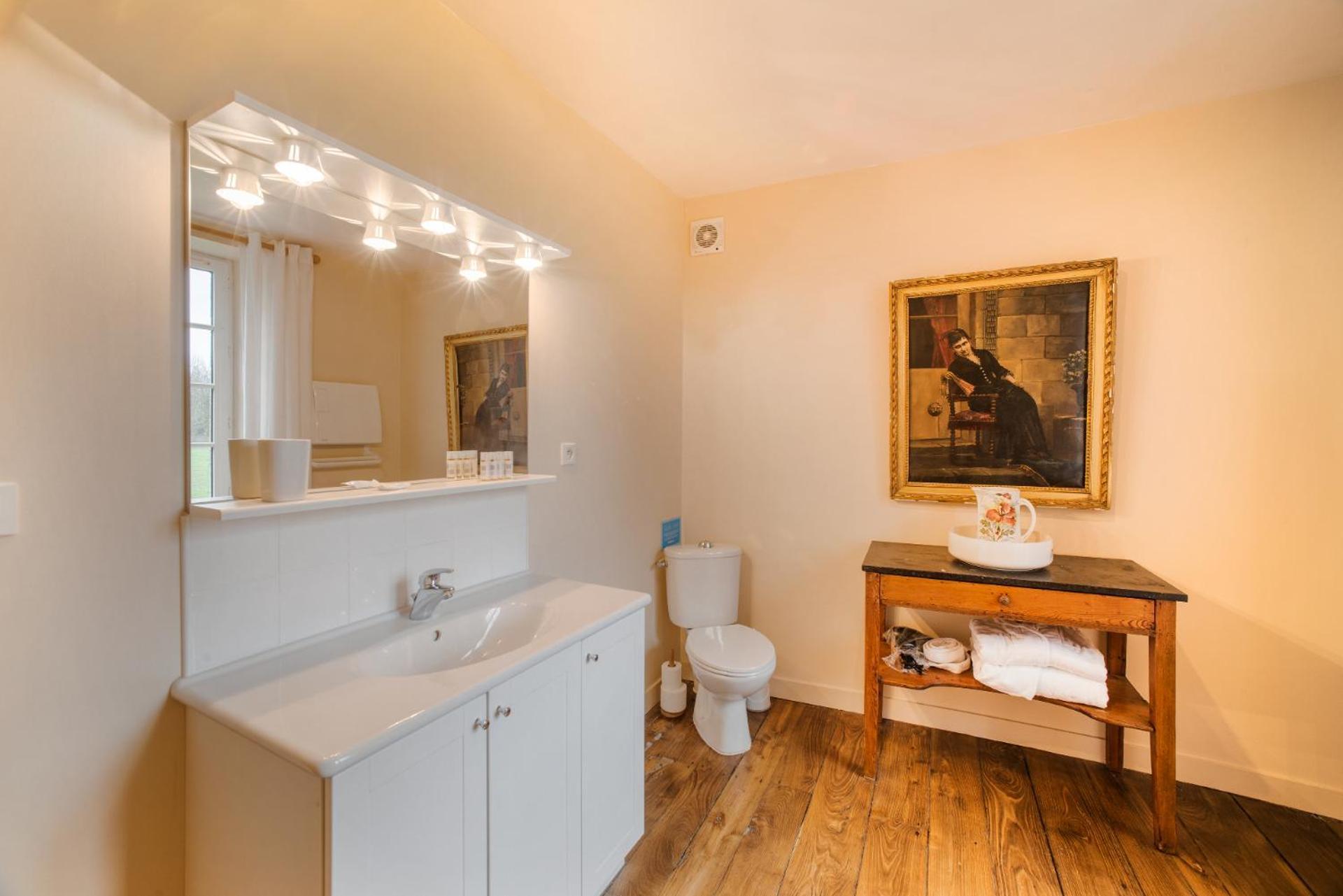 Holiday Home Chateau De Bouceel Mont Saint Michel Vergoncey Номер фото